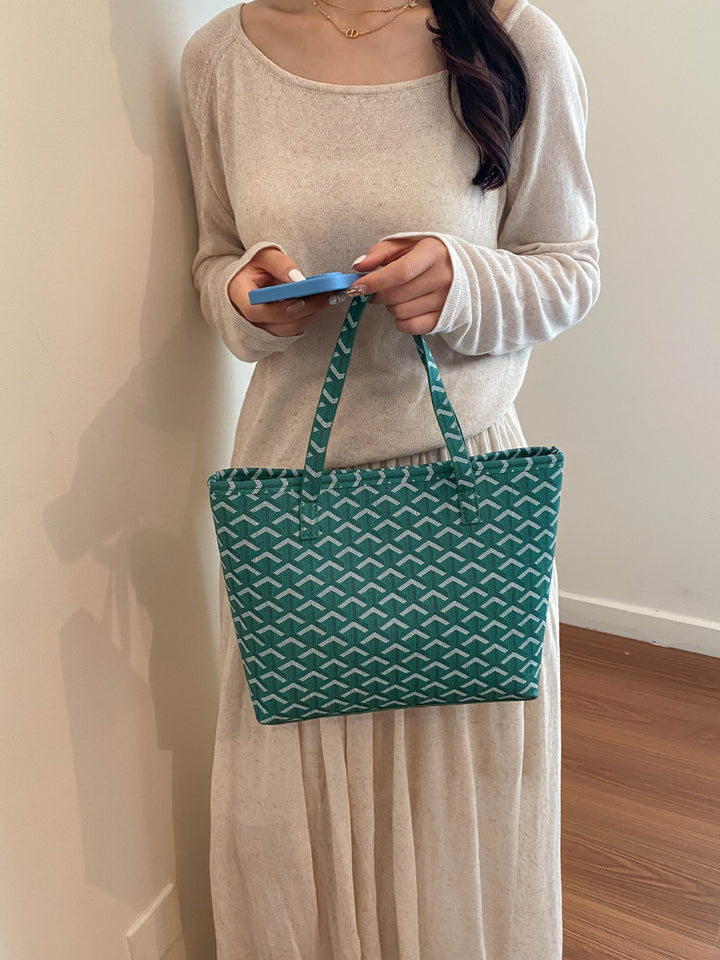 Elegante Tote Bag