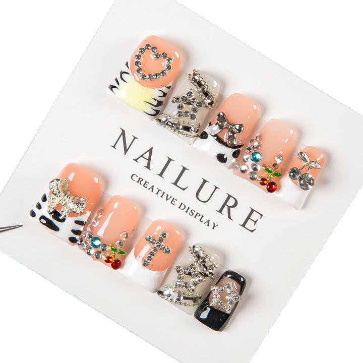 Kreative 3D Press-On Nagelkunst