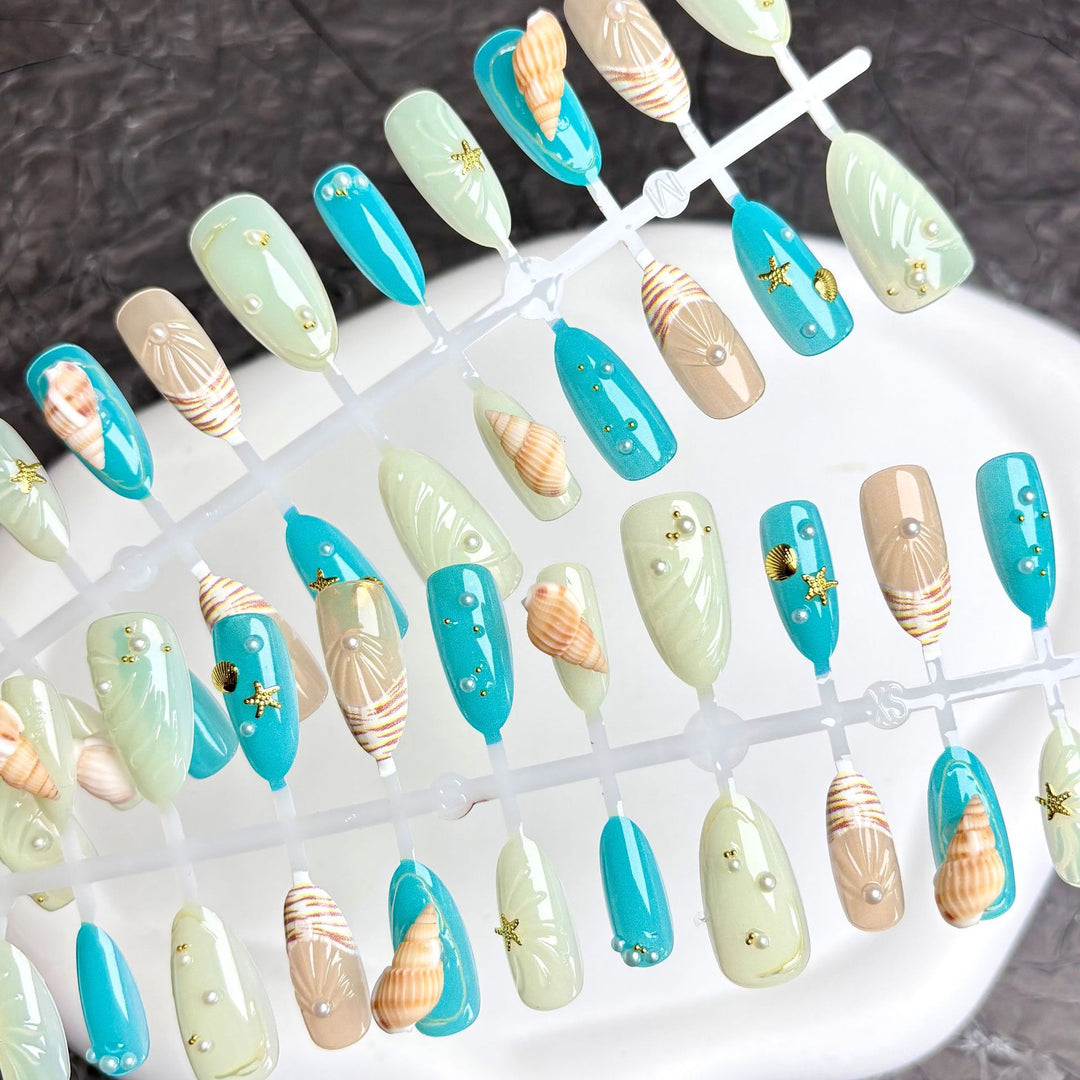 Strand-inspiriertes Press-On Nagelset