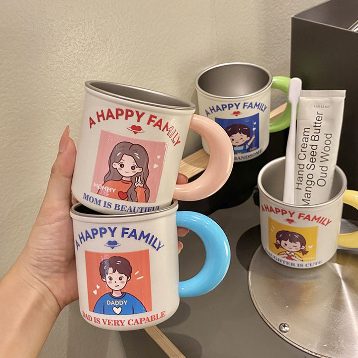 Keramiktasse mit Verspieltem Familienmotiv Karnz