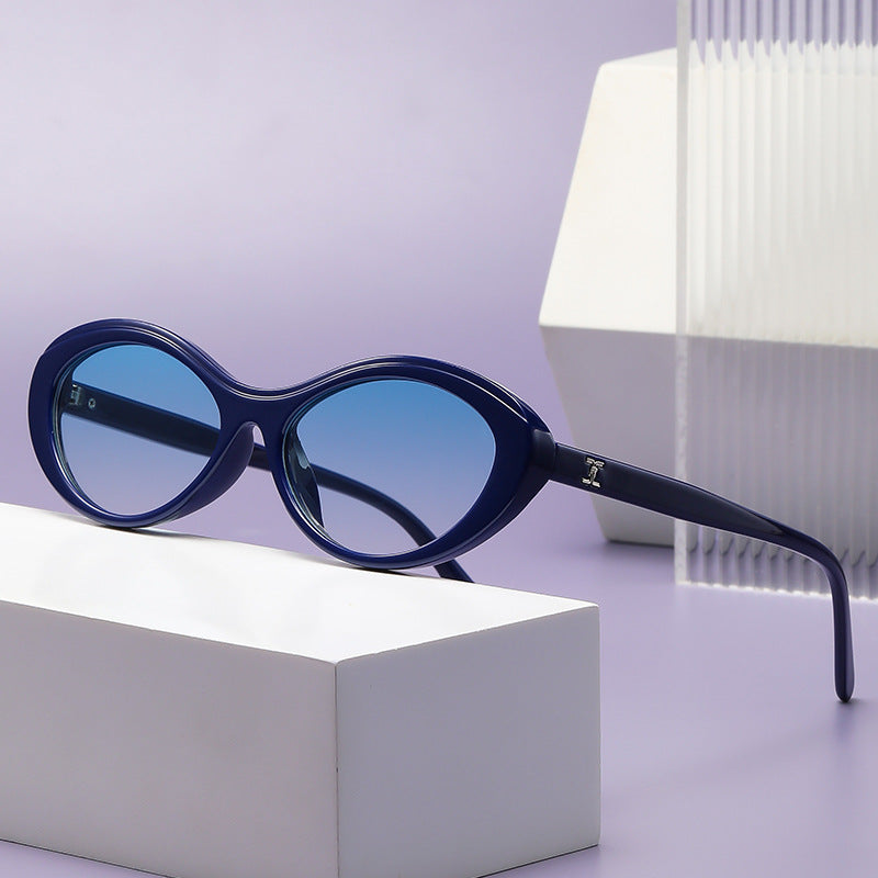 Damen stilvolle Sonnenbrille im ovalen Design Karnz