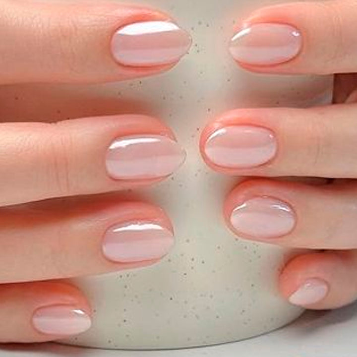 Künstliche Nagelkunst mit verspielten Punkten und Schleifen Karnz