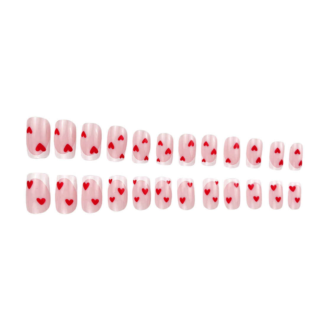 Herz-verzierte French Tip Nagelkunst Karnz
