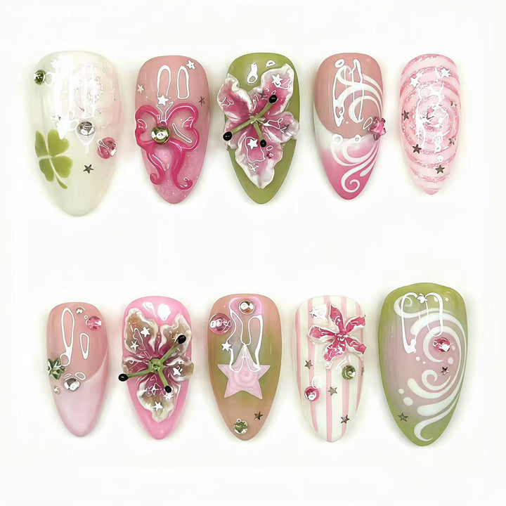 Dekoratives Floral Nail Art Press-On Set