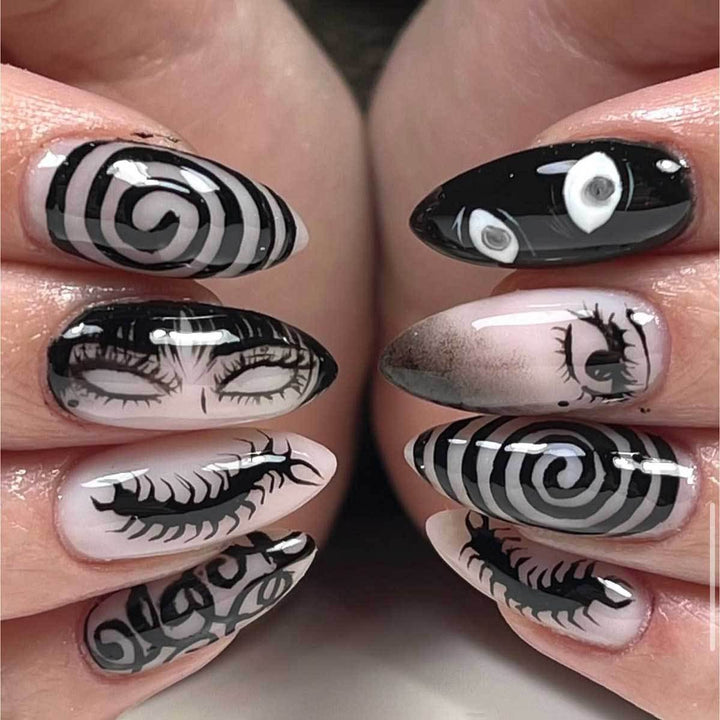 Künstlerisches von Halloween inspiriertes Nageldesign-Set