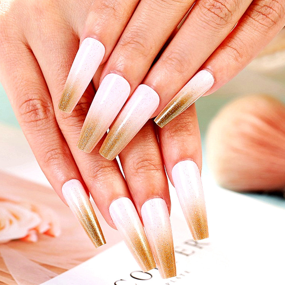 Kunstnägel mit elegantem Ombre-Effekt Karnz