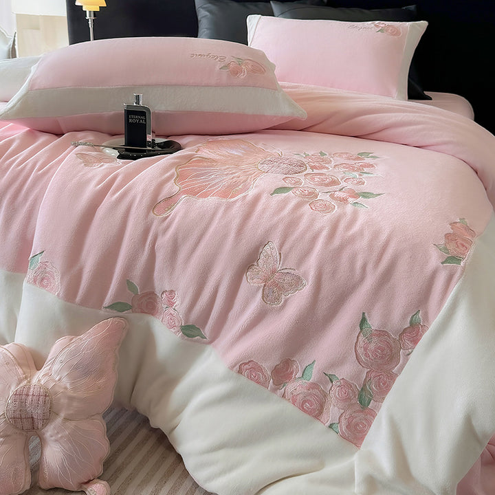 Luxuriöse gesteppte Bettdecken-Garnitur aus Mikrofaser mit Blumen-Relief und Wende-Design