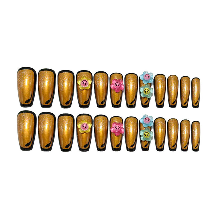 Kunstnägel mit auffälligem Glitzer und bunten Blumenapplikationen Karnz