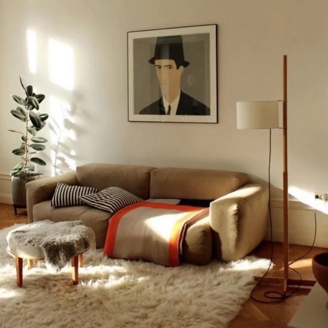 Moderne Minimalistische Stehlampe mit verstellbarem Schirm