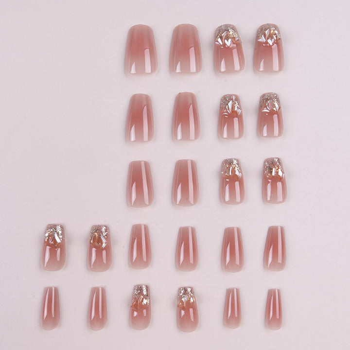 Künstlerische Nagelkunst