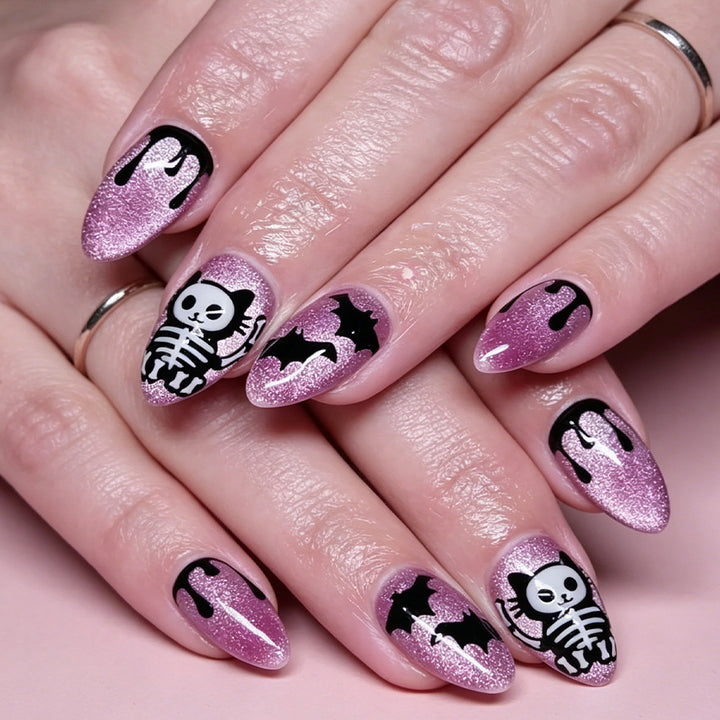 Künstlerische Halloween-Themen Press-On Nagelkunst Karnz