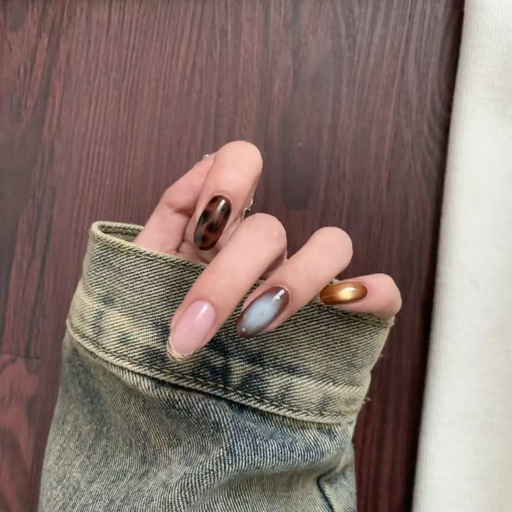 Trendy Press-On Nagelkunst Karnz