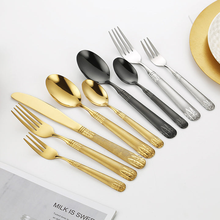 Eleganter Teelöffel mit Kunstvollem Griffdesign Karnz