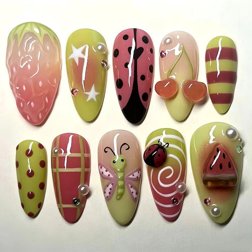 Kunstnagelset Karnz