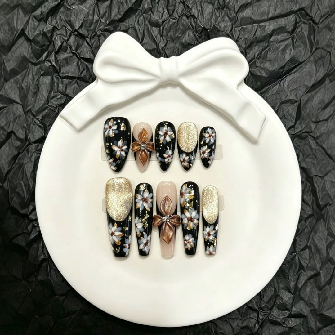 Florales Glam Nagelkunst Set