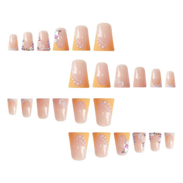 Dekorative florale Strass-Nagelerweiterungen Karnz