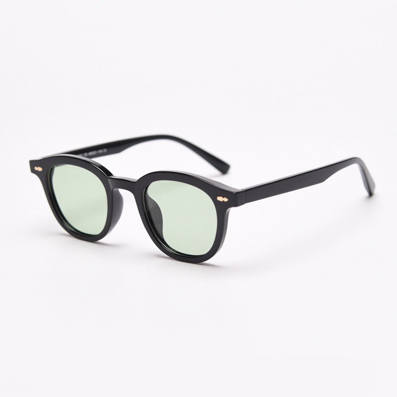 Modische Sonnenbrille mit Runden Gläsern und Stylischem Rahmen Karnz