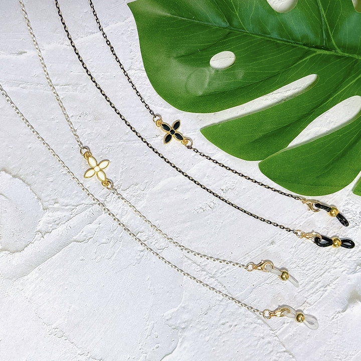 Elegante Schmuckkette mit Filigranem Anhänger Karnz