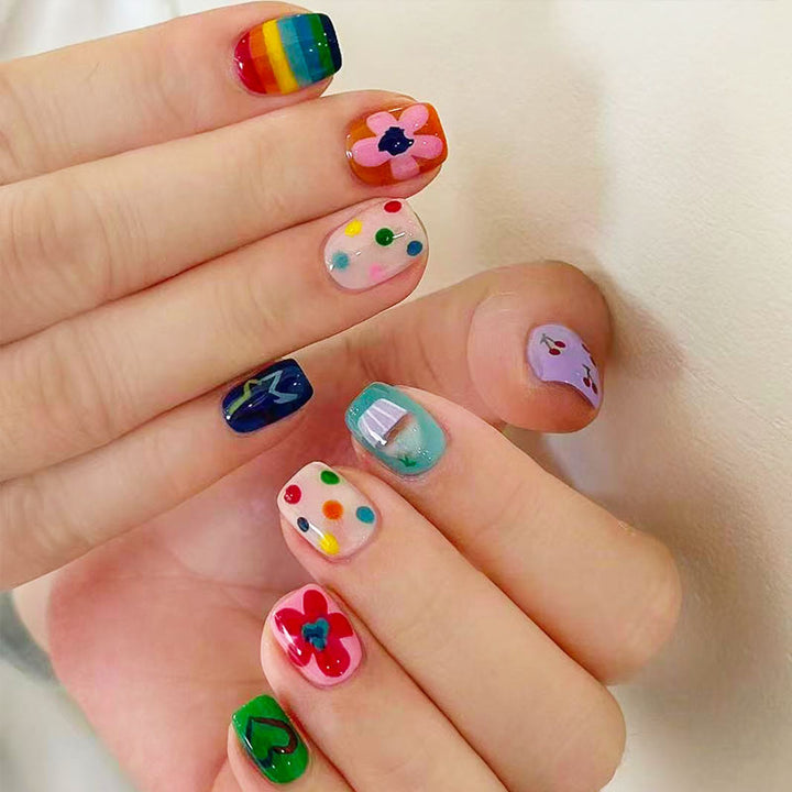 Kreative Nagelkunst Design Kollektion Karnz