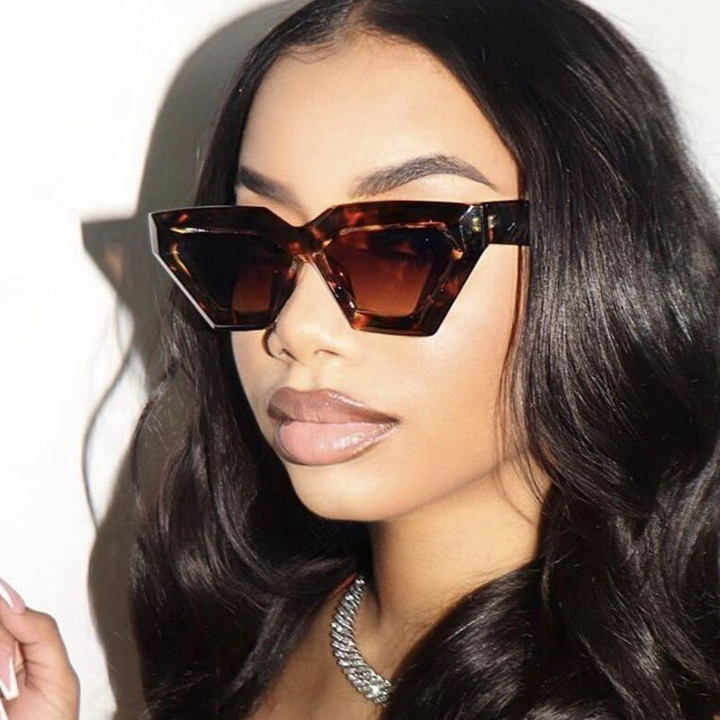 Damen auffällige Sonnenbrille im einzigartigen Hexagon-Design Karnz