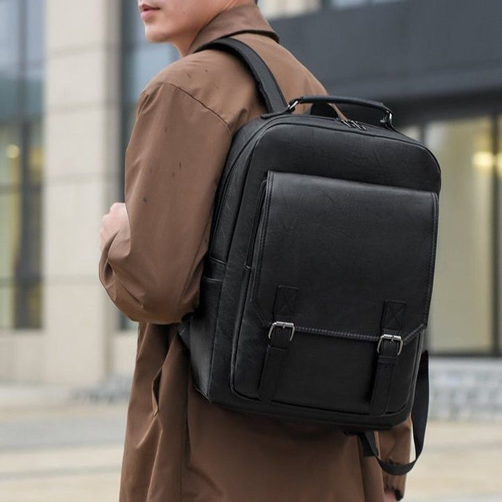 Eleganter Rucksack mit Praktischen Fächern und Stilvollen Details Karnz