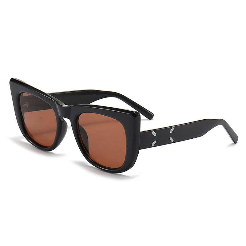 Damen moderne oversized Sonnenbrille im einzigartigen Design Karnz