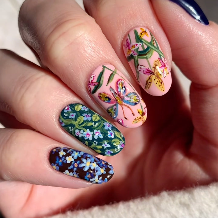 Vibrantes Floral Nail Art Design Karnz