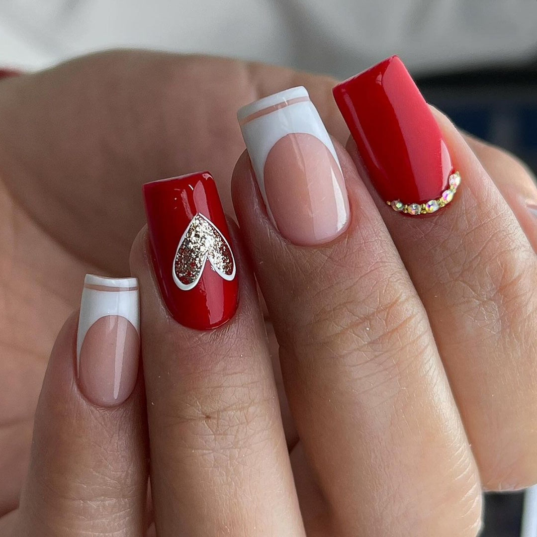 Elegantes Herz-verschönertes Nagelkunst-Set Karnz