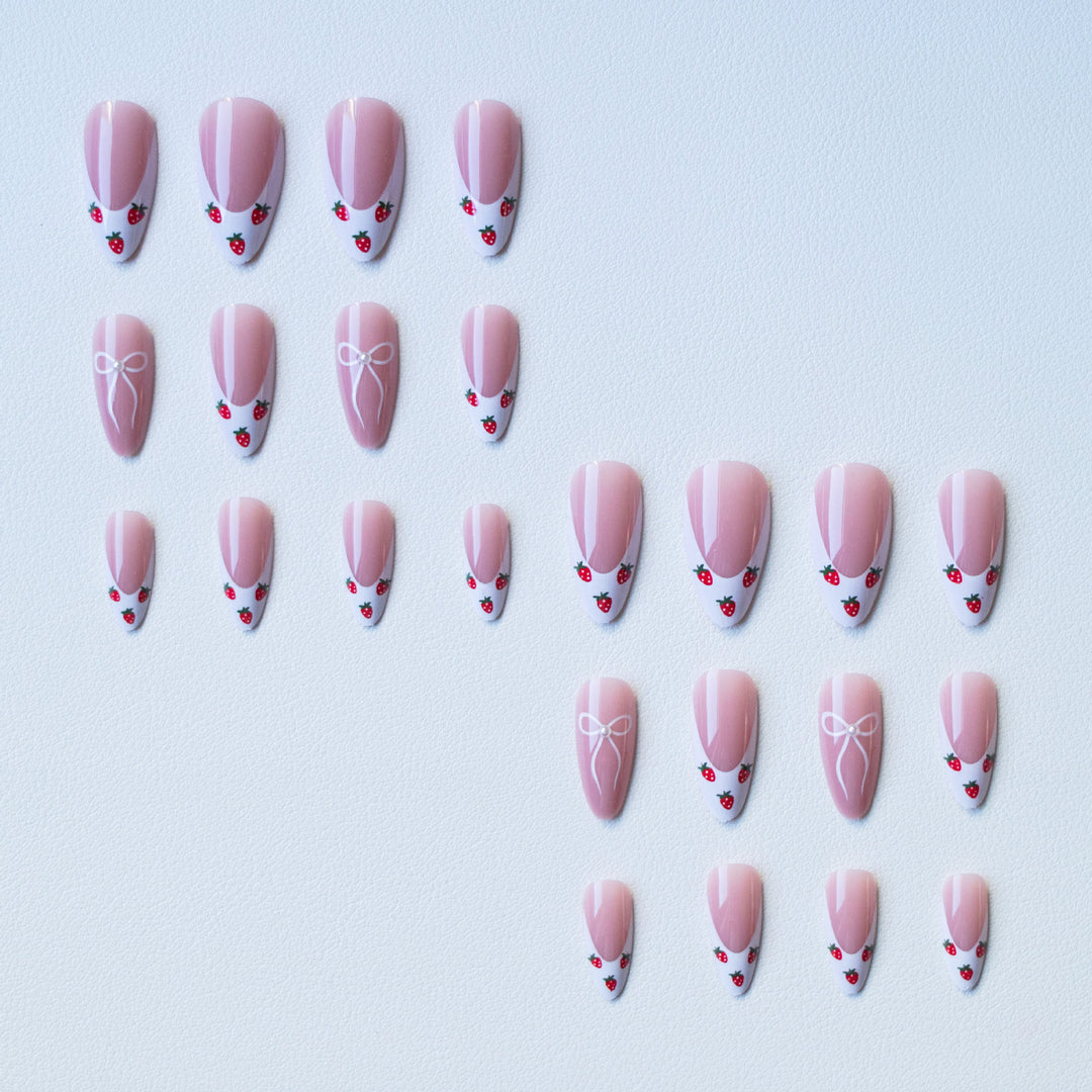 Erdbeer Design Acryl Nagelkunst Set