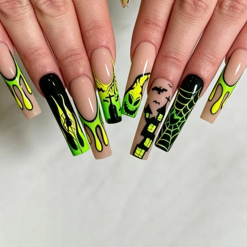 Theatrale Halloween Nagelkunst Karnz