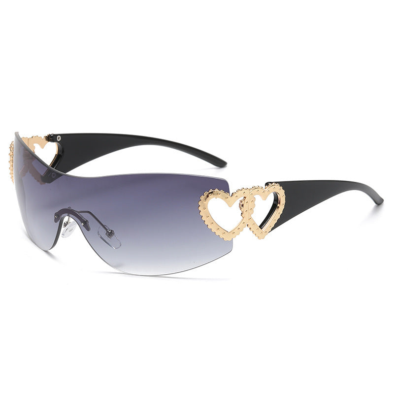 Damen Designer-Sonnenbrille mit luxuriösem Herz-Akzent Karnz