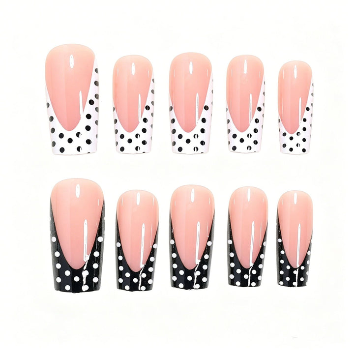 Stylische Polka Dot Nagelkunst Tipps Karnz
