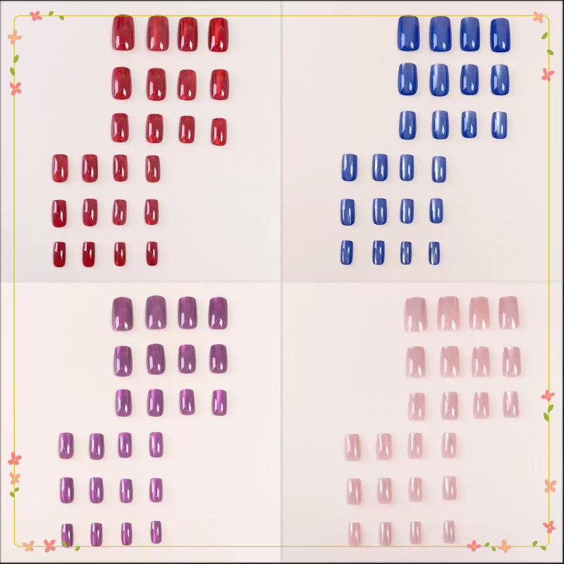 Kunstnagelset mit verschiedenen Designs Karnz