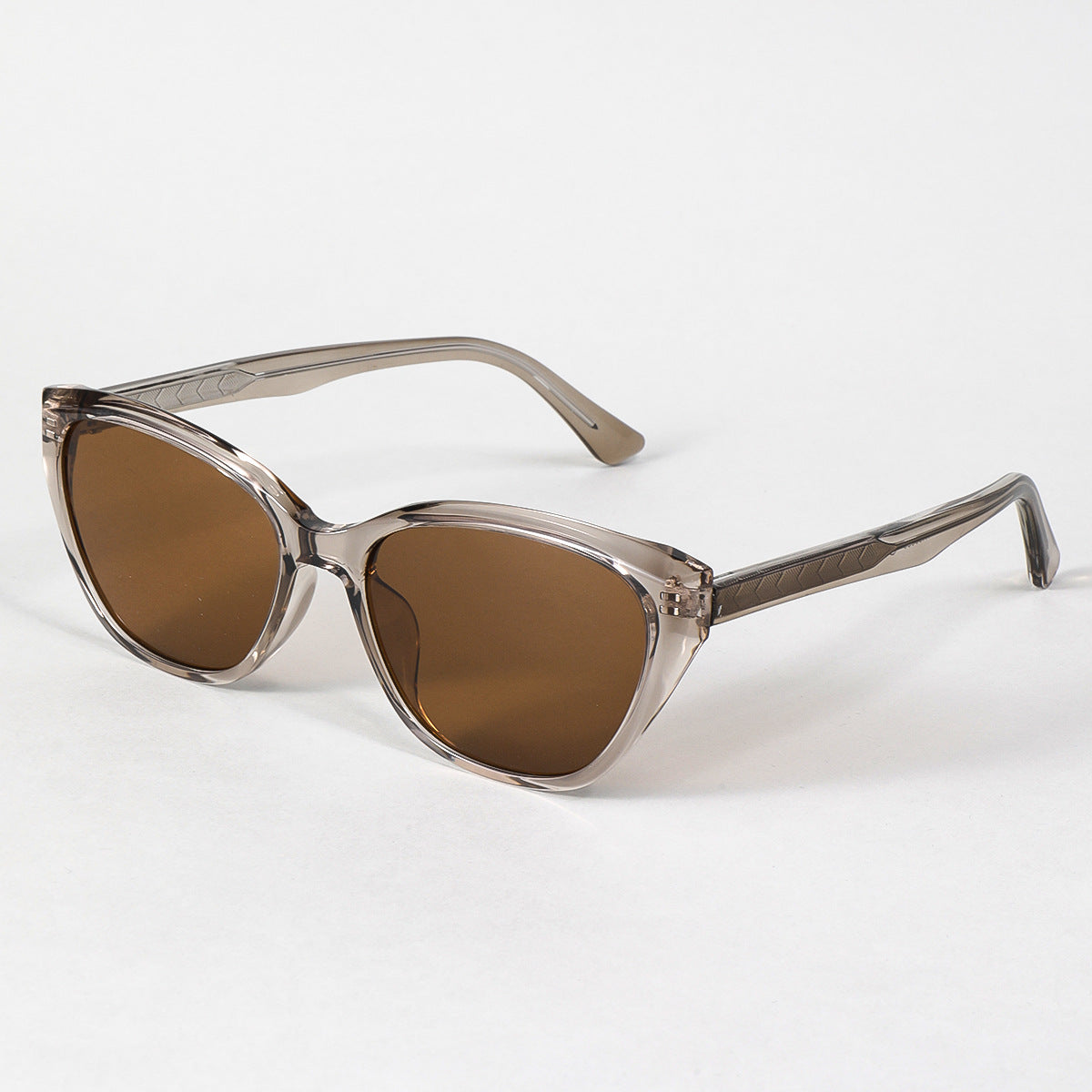 Damen moderne Sonnenbrille mit klassischem Schwung Karnz