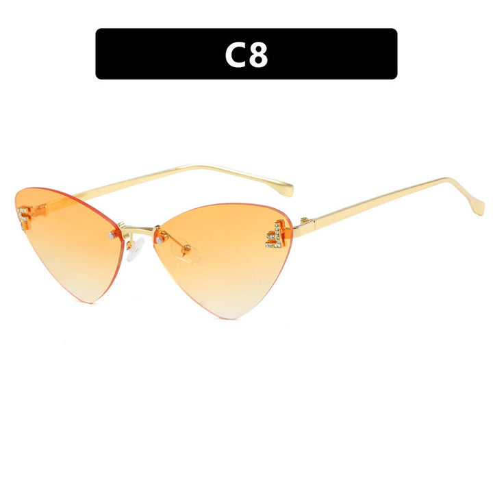 Damen extravagante Cat-Eye Sonnenbrille mit funkelnden Details Karnz