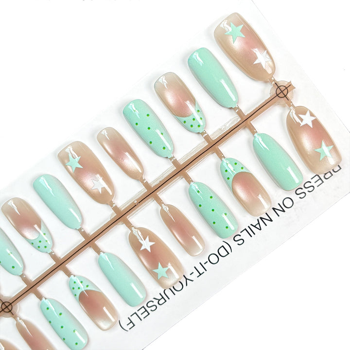 Press-On Nagelkunst Karnz