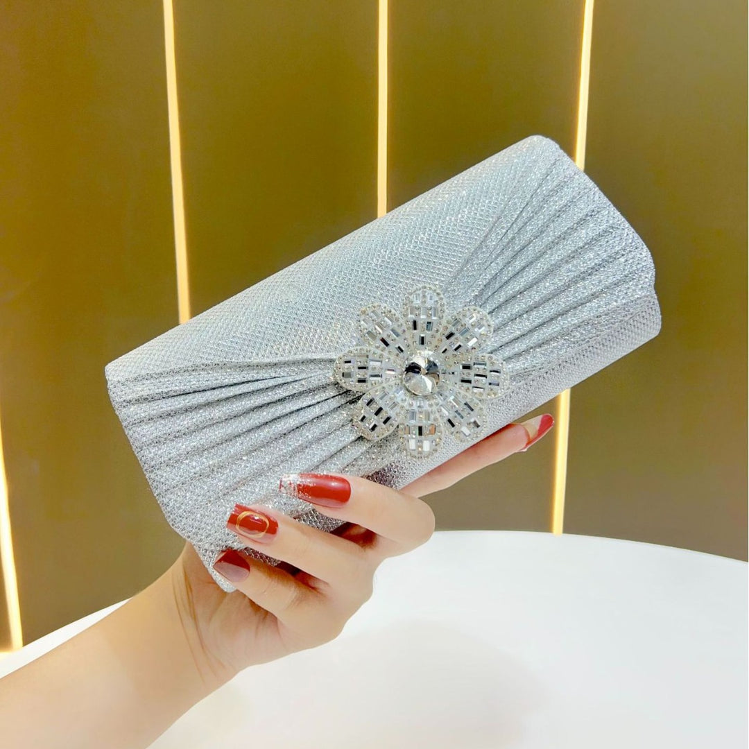 Dekorativer Strassblumen Abend-Clutch