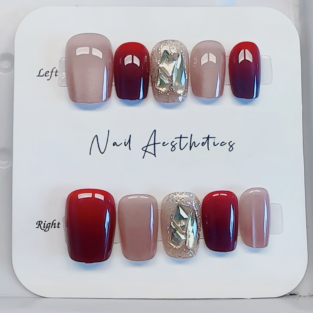 Elegantes Press-On-Nageldesign Karnz