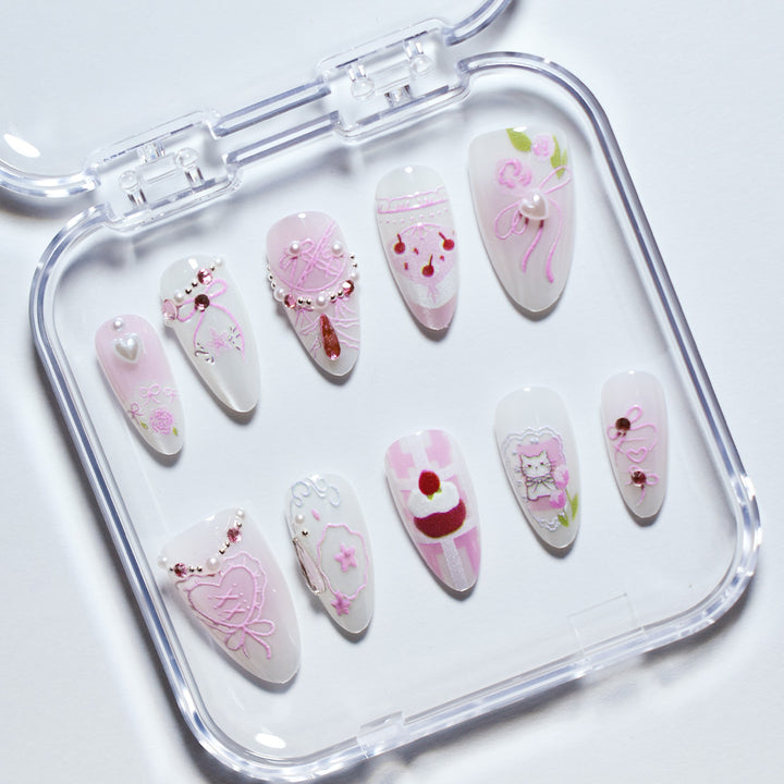 Dekoratives Press-On Nail Art Set Karnz
