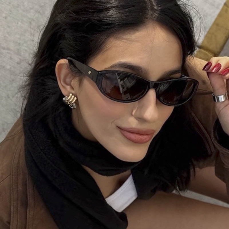 Damen modische Brille im eleganten Retro-Stil Karnz