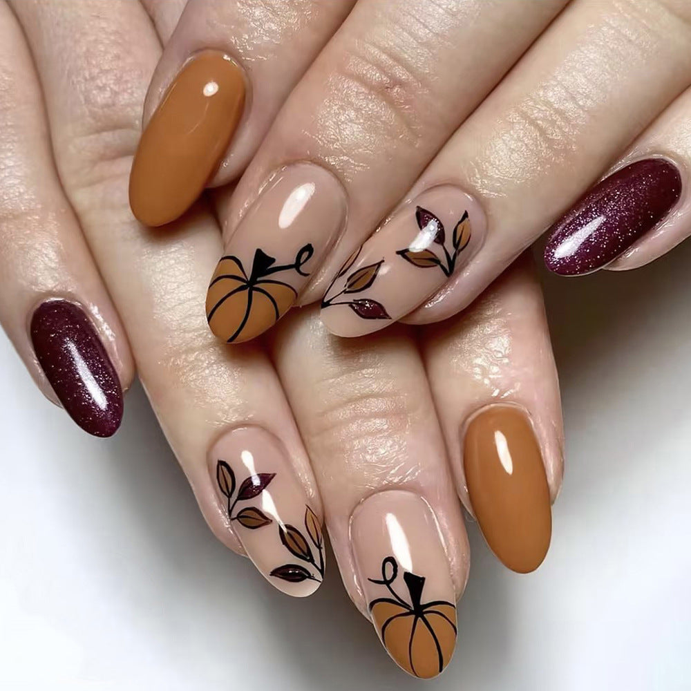 Saisonales Thematisches Nagelkunstset Karnz