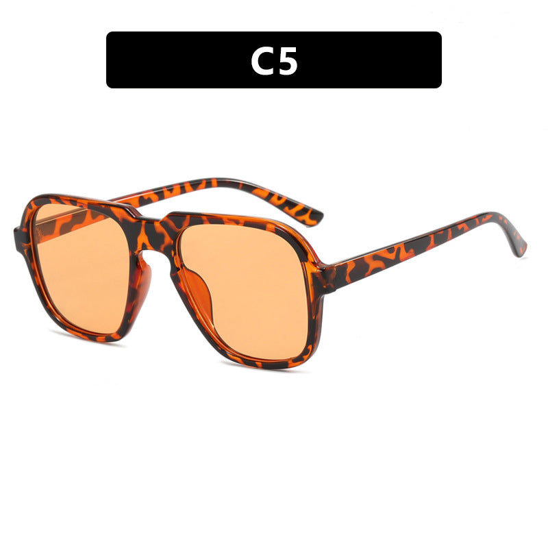 Damen außergewöhnliche Sonnenbrille im modernen Tierdruckdesign Karnz