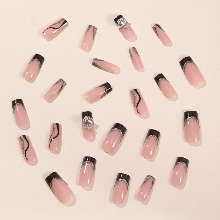 Luxuriöse Glamouröse Nagelkunstverlängerungen Karnz