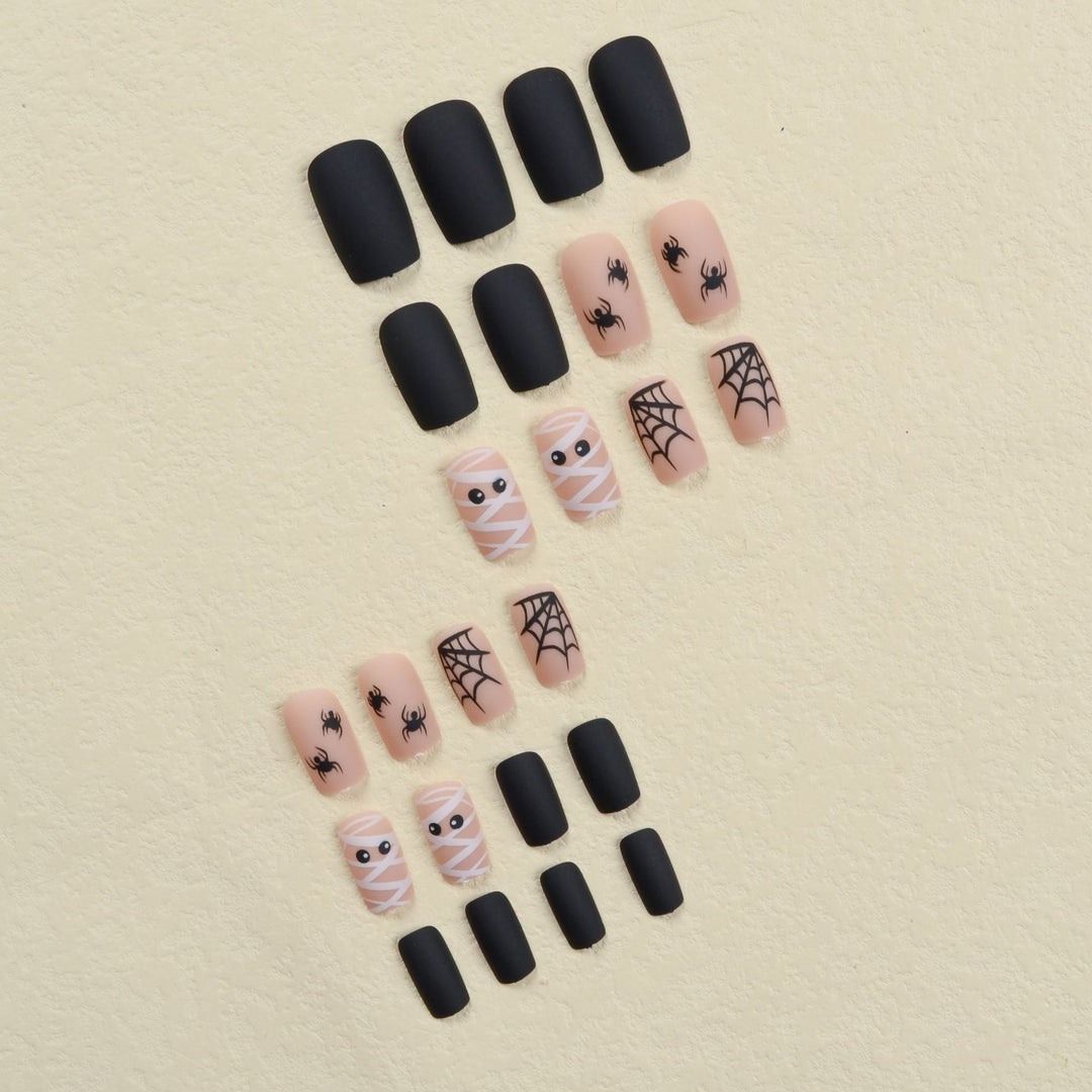 Halloween Kunstnagelset mit gruseligen Spinnen- und Mumienmotiven Karnz