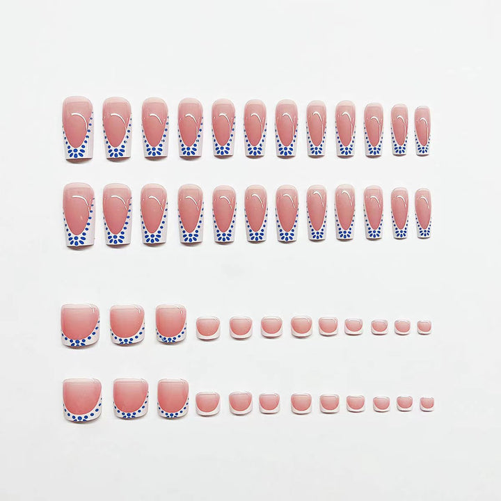 Elegante Nagelkunstverlängerungen Karnz