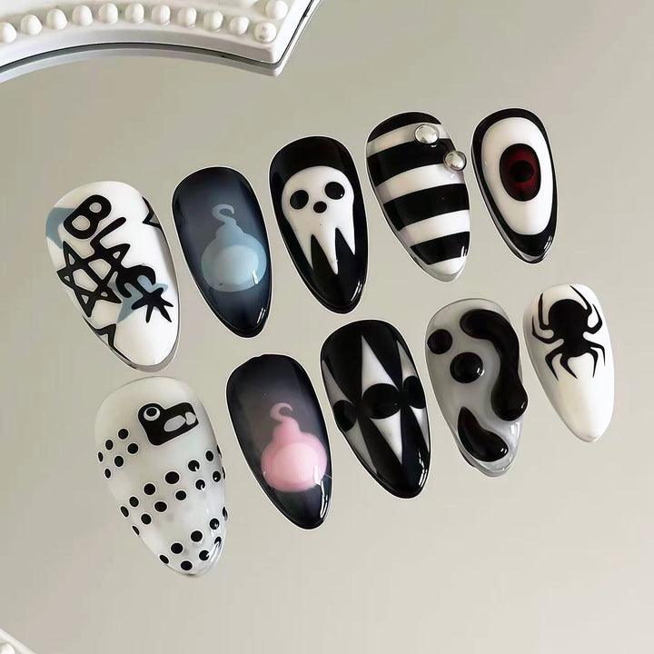Theatrale Halloween-Themen Press-On Nagelkunst Set
