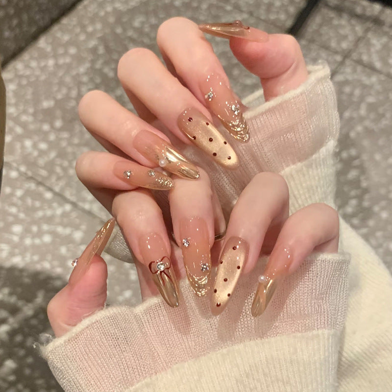 Elegantes Gel Press-On Nagelset Karnz