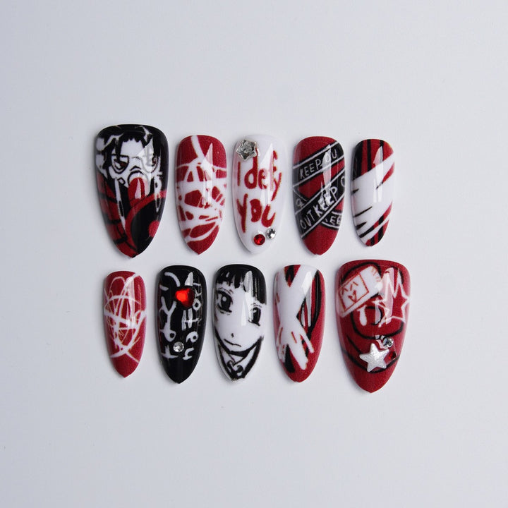 Kreatives Nagelkunst-Set mit einzigartigen Grafiken Karnz