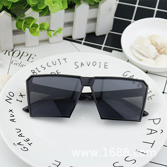 Damen Modische Sport-Sonnenbrille mit eckigem Rahmen und verspiegelten Gläsern Karnz
