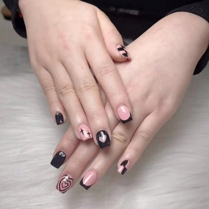Künstlerisches Nagelkunstset
